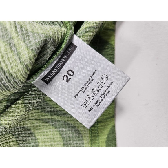 Wednesday's Girl Curve crop T-shirt with cut-out detail in green wavy XL - Picture 5 of 8